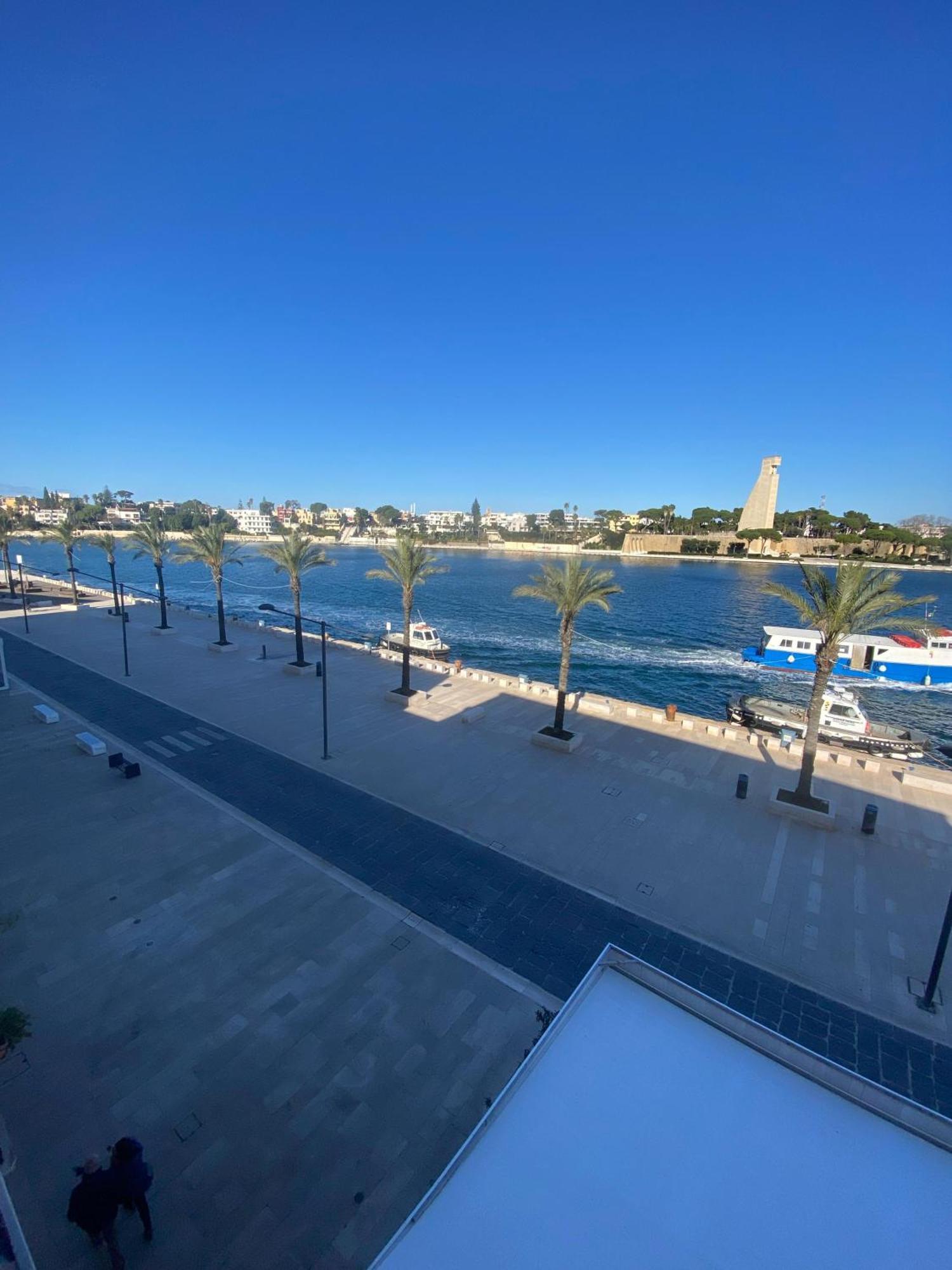 Appartamento Fontanella Deluxe Brindisi Dış mekan fotoğraf